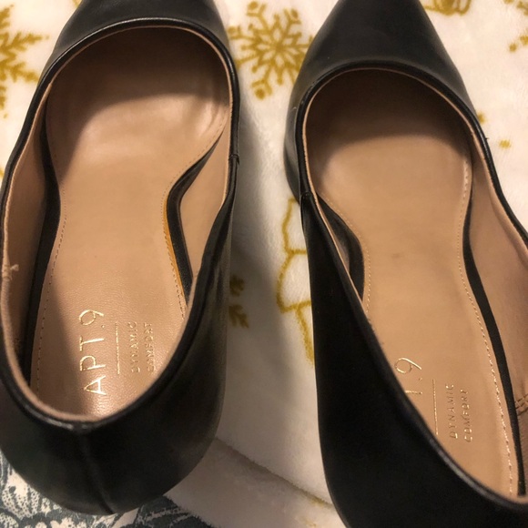 EUC Apt 9 3 1/2” Heels 8 M - Picture 11 of 13